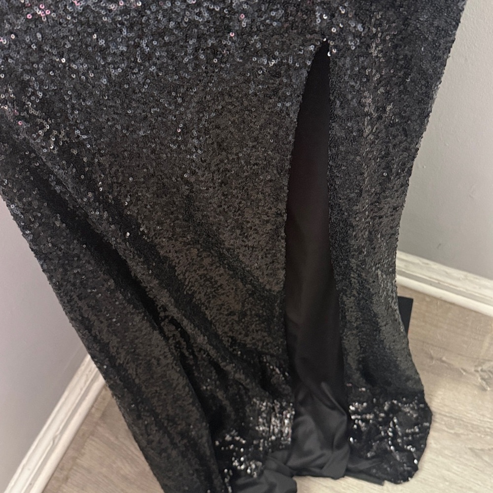 Glow Dress Black Sequin Rhinestone Open Back Prom Formal Homecoming NWT - Picture 7 of 17